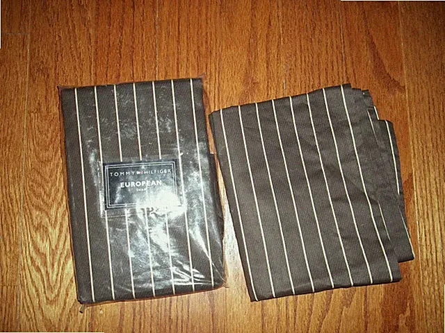 NIP Tommy Hilfiger York Euro Shams (2)