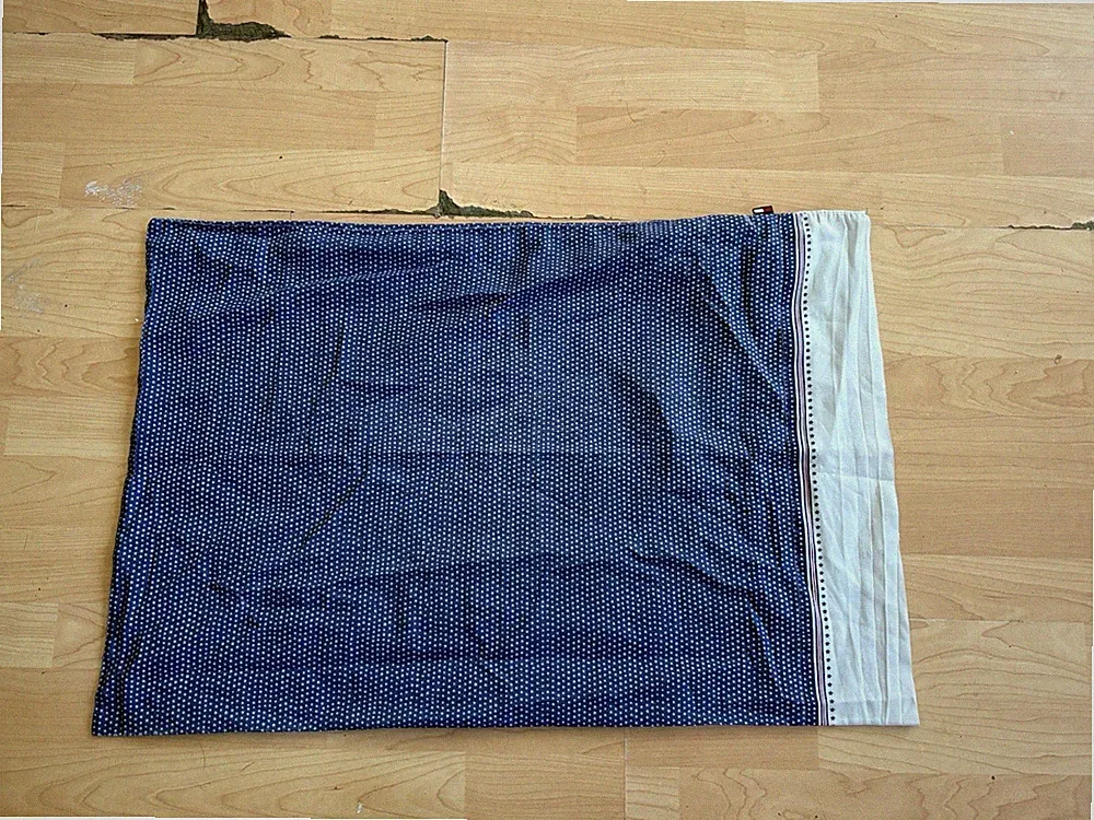 TOMMY HILFIGER Blue White Micro Stars Standard Pillowcase Red Stripes 29x19