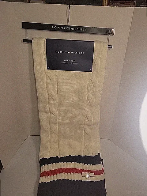 Tommy Hilfiger Knit Throw RED WHITE BLUE - 50"x60" - 90s Sweater Look 1990s