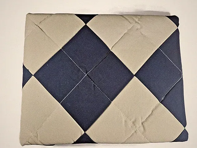 Tommy Hilfiger Quilted Standard Pillow Sham (20in X 26in) Argyle Navy
