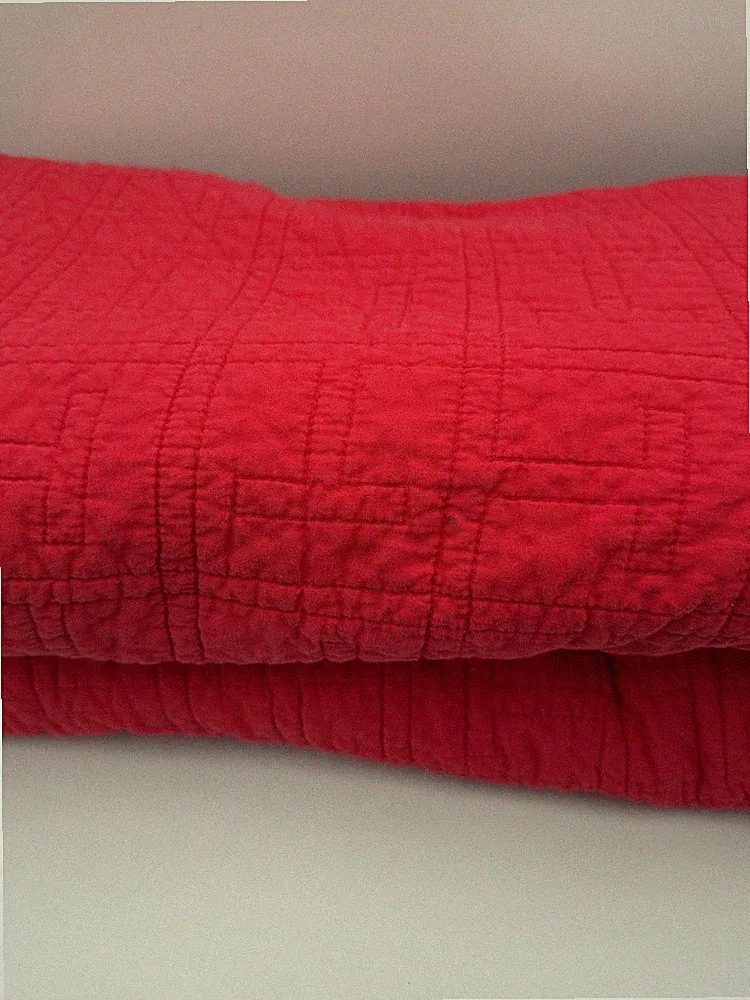 Tommy Hilfiger Red Quilt Full Queen 84x84 Lightweight Coverlet Textured Bedding