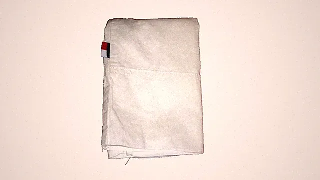 TOMMY HILFIGER SOLID WHITE 100% COTTON (1) STANDARD PILLOWCASE 20 X 27